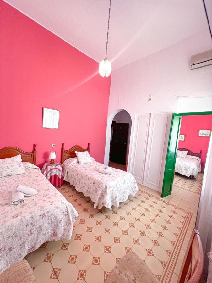Hostal El Faro Chipiona Extérieur photo