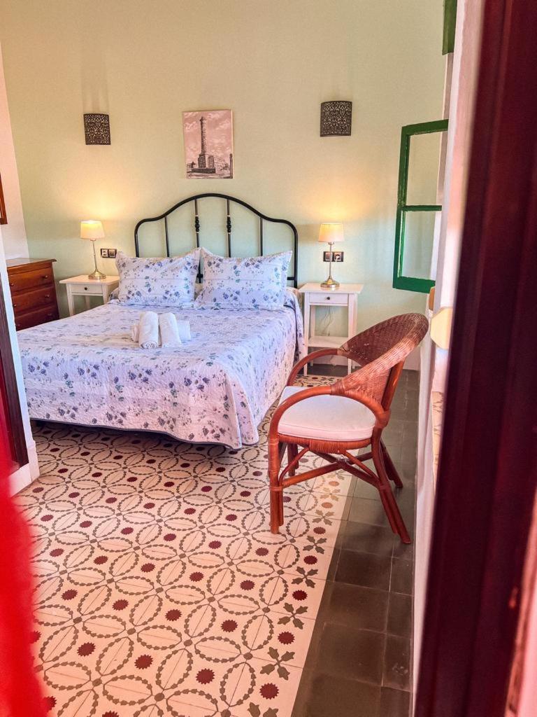 Hostal El Faro Chipiona Extérieur photo