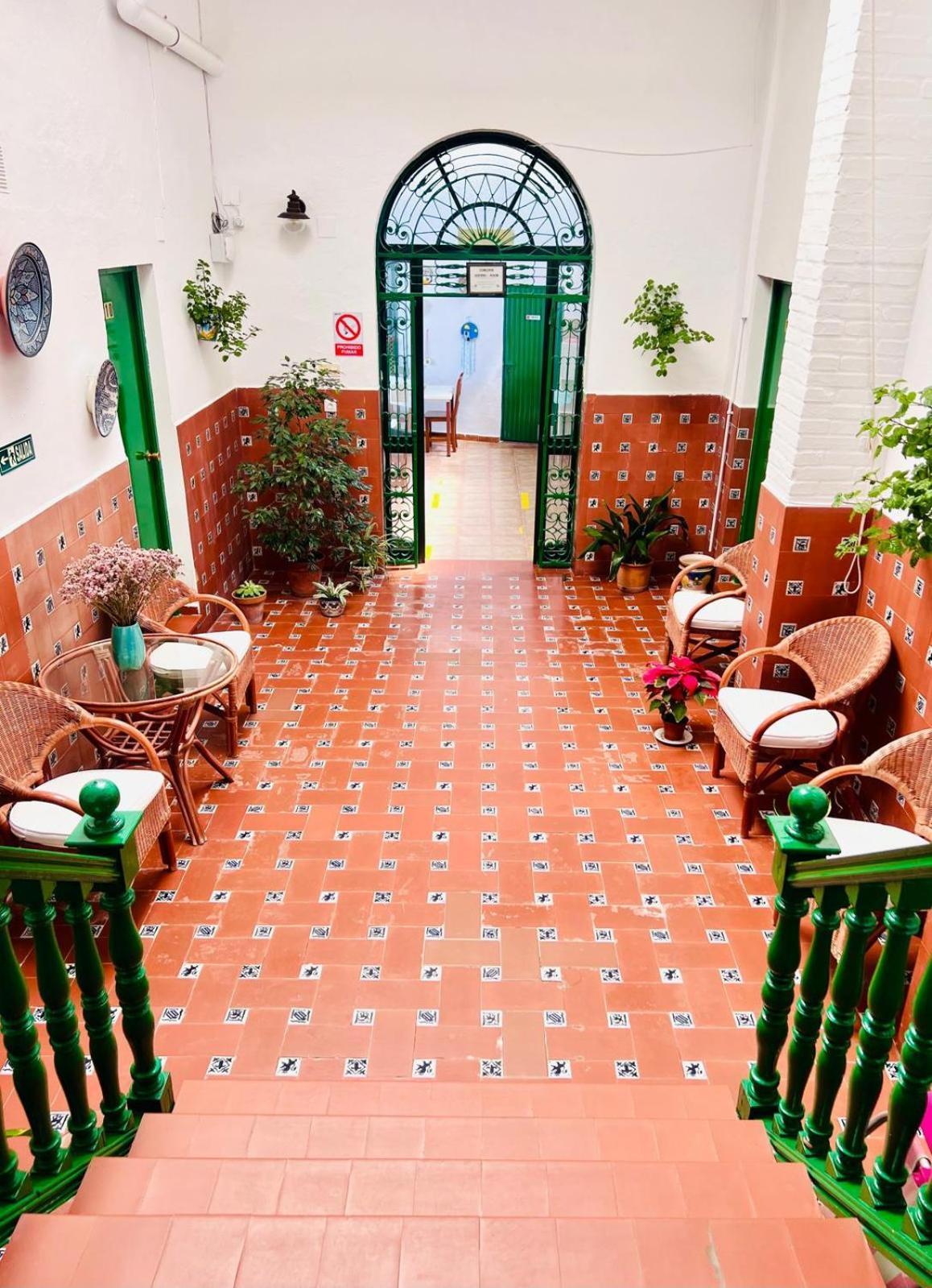 Hostal El Faro Chipiona Extérieur photo