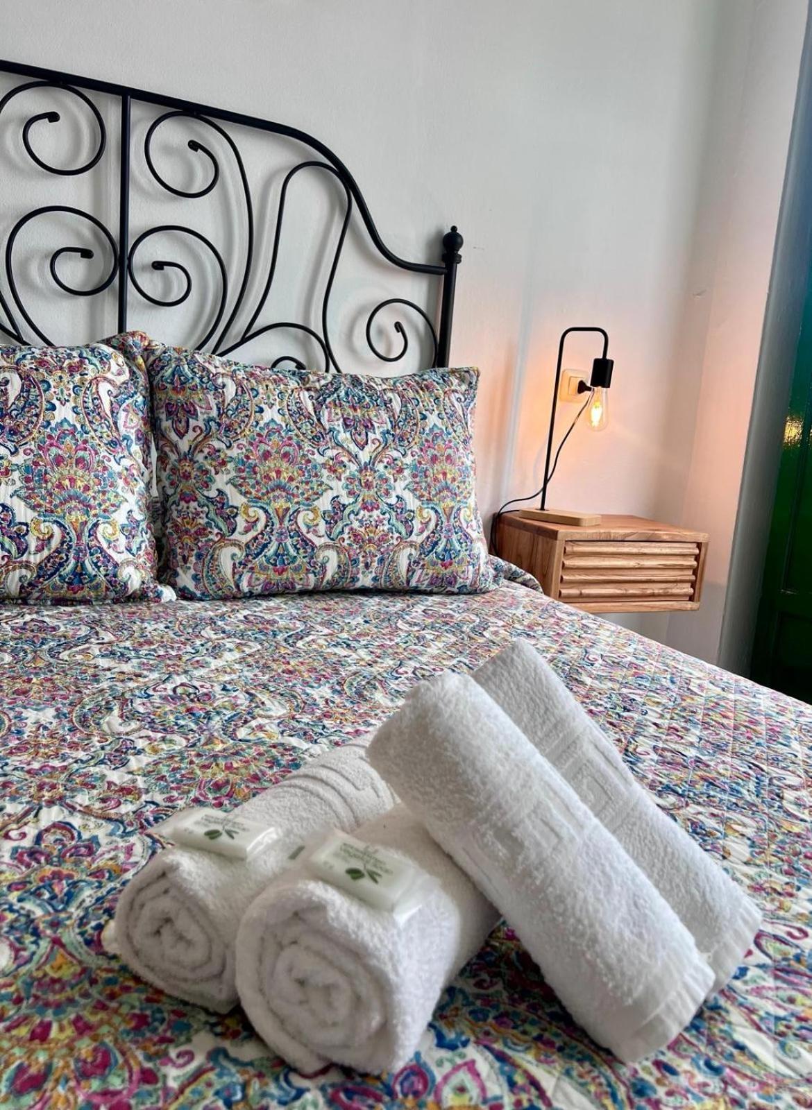 Hostal El Faro Chipiona Extérieur photo