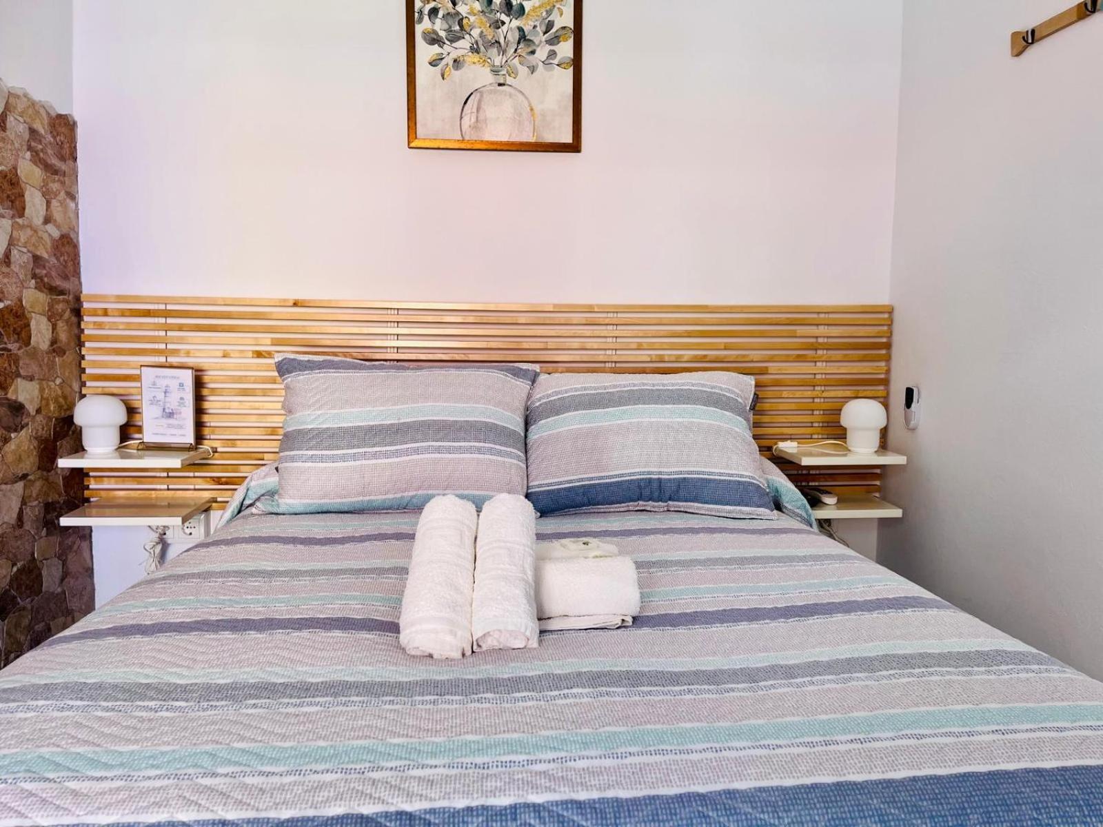 Hostal El Faro Chipiona Extérieur photo