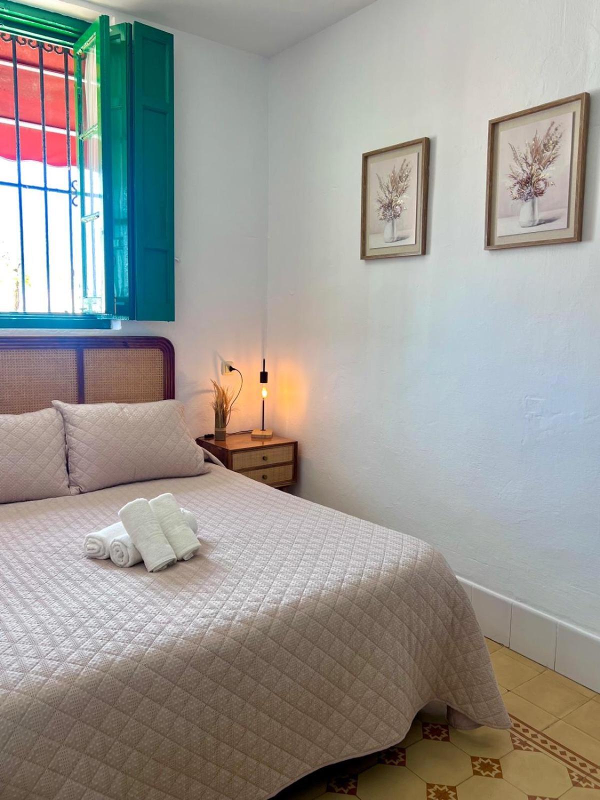 Hostal El Faro Chipiona Extérieur photo