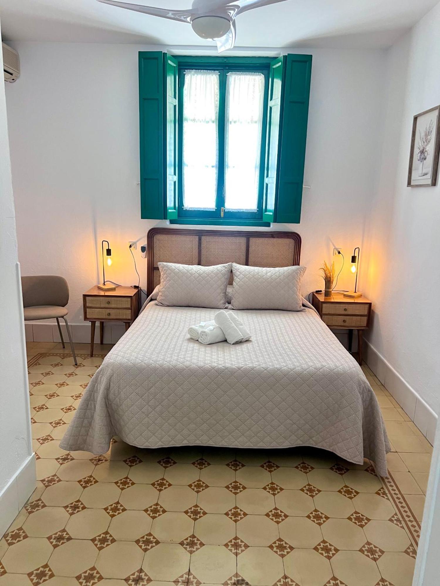 Hostal El Faro Chipiona Extérieur photo