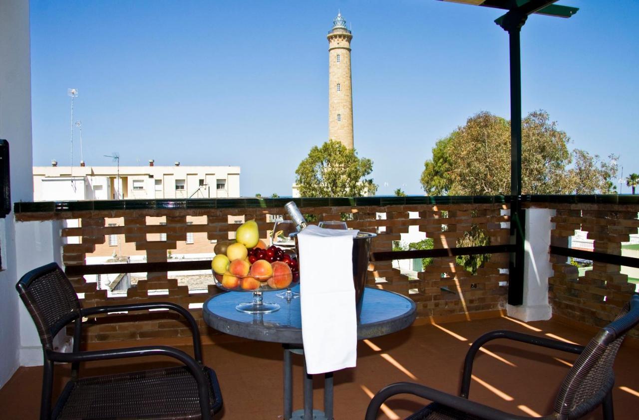Hostal El Faro Chipiona Extérieur photo